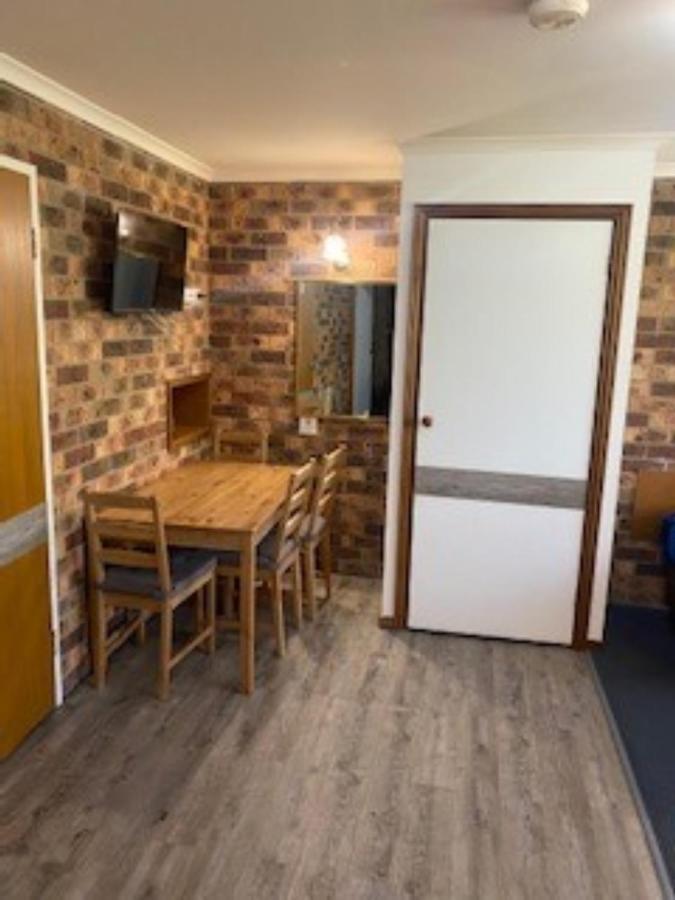 Kinross Inn Cooma Eksteriør bilde