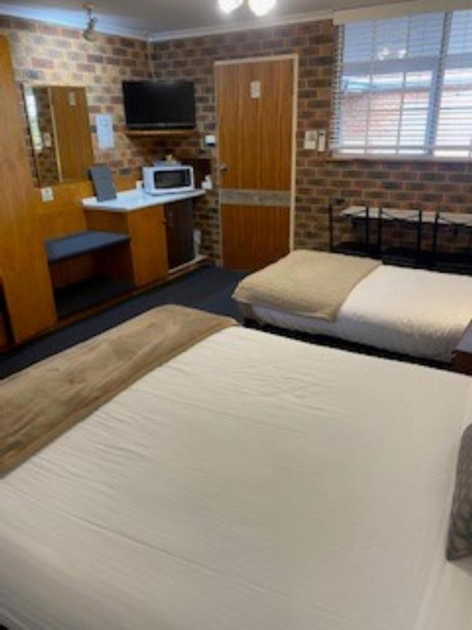 Kinross Inn Cooma Eksteriør bilde