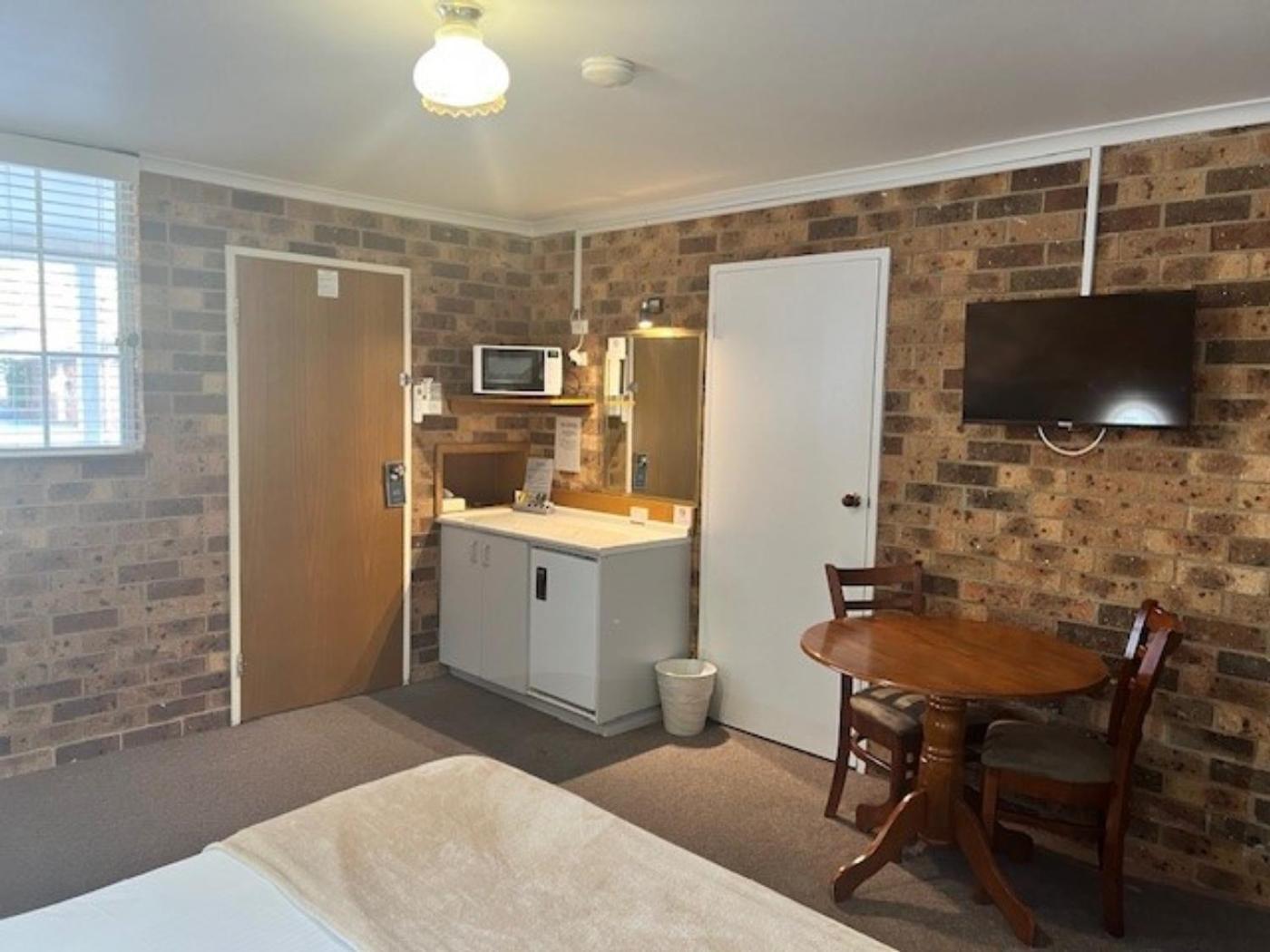 Kinross Inn Cooma Eksteriør bilde